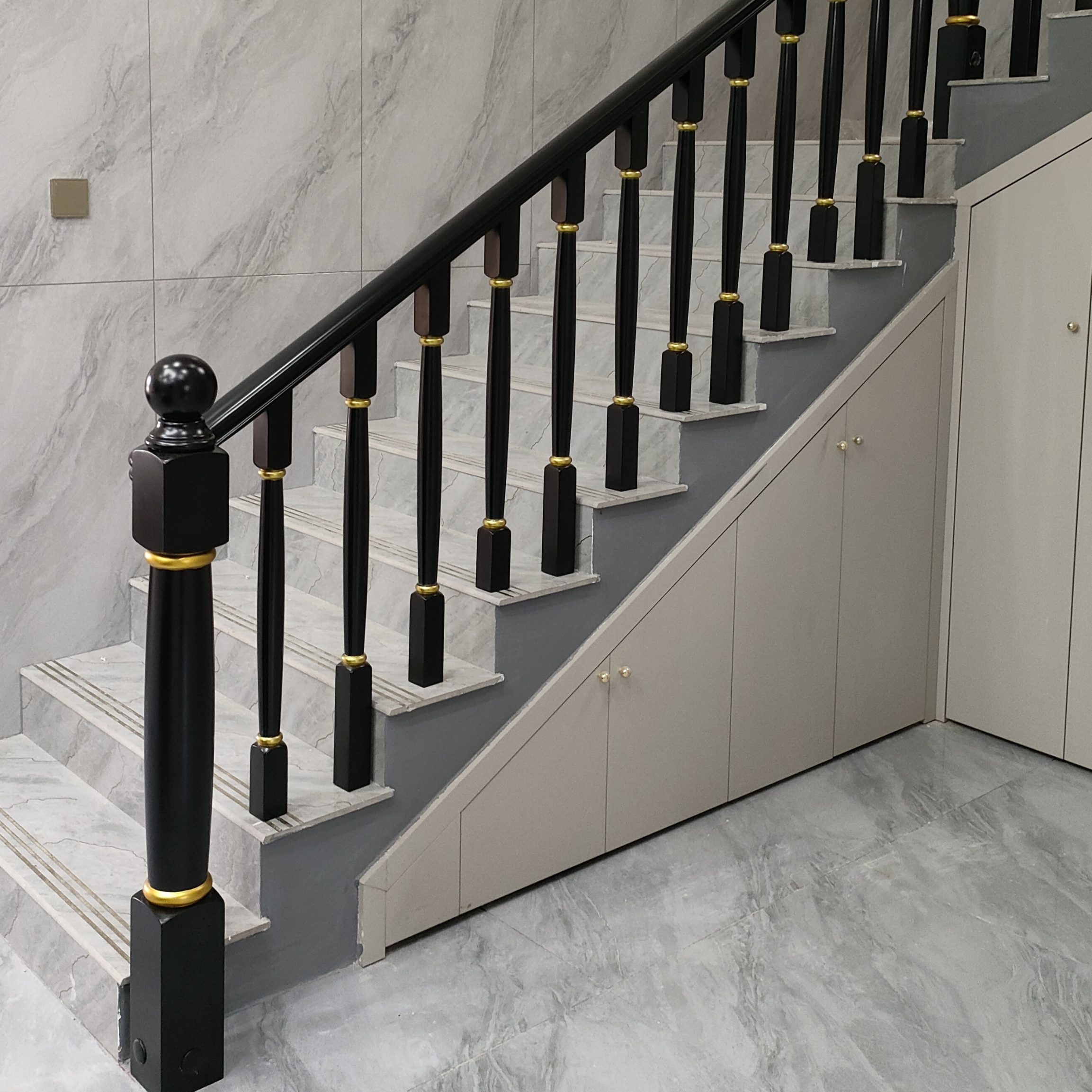 泰国橡木楼梯扶手栏杆实木黑美人描金款式烤漆定做工艺护栏