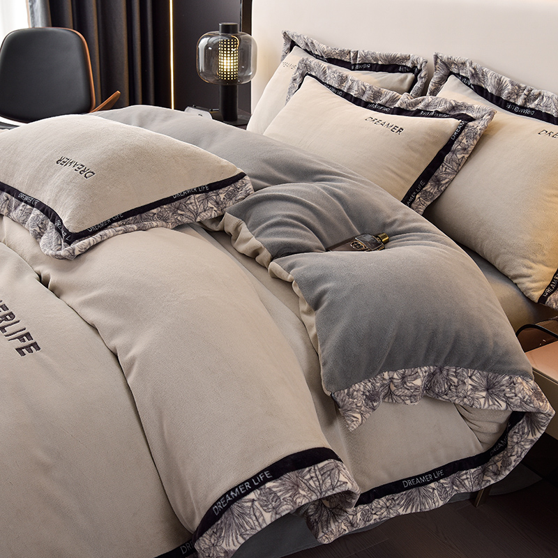 ｛新品｝娇朵床上用品欧式牛奶绒加厚保暖四件套宽边刺绣工艺套件