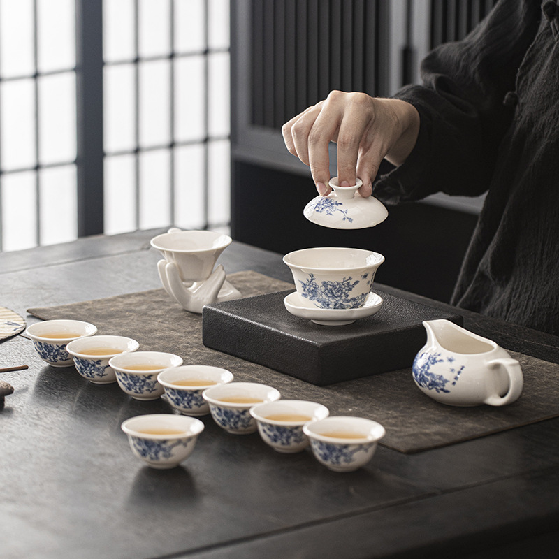 青花陶瓷盖碗功夫茶具礼盒套装送礼品白瓷茶杯家用中式茶盖碗整套