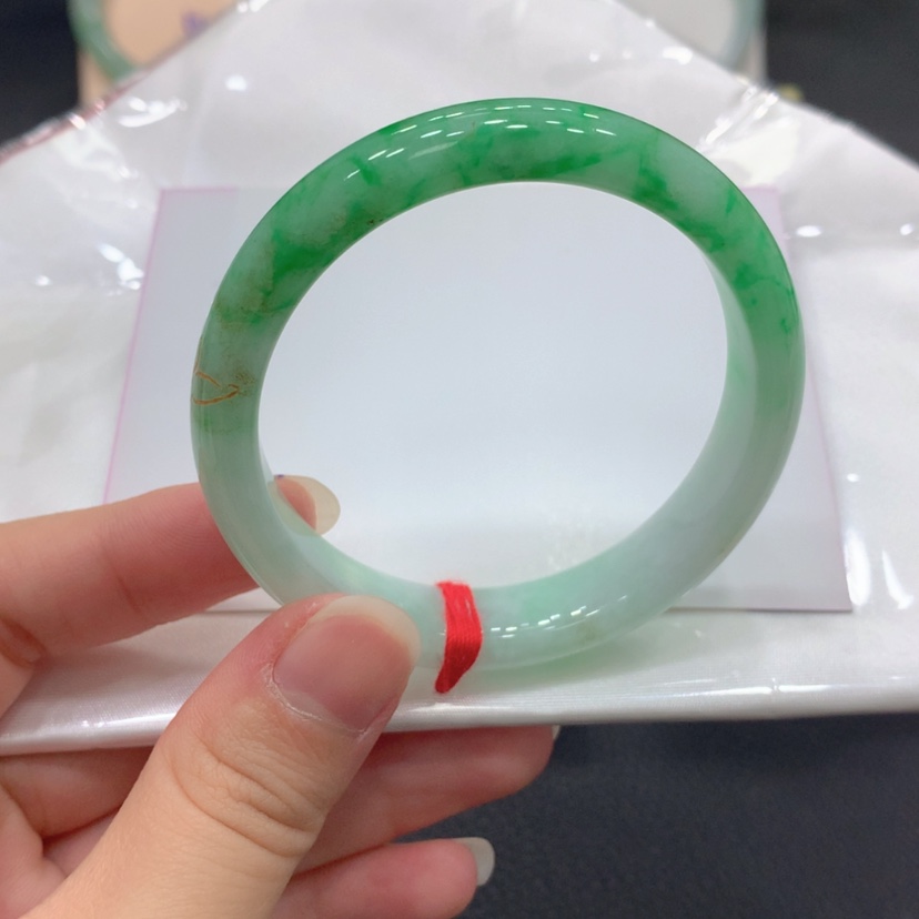 【闪购商品】翡翠手镯未镶嵌