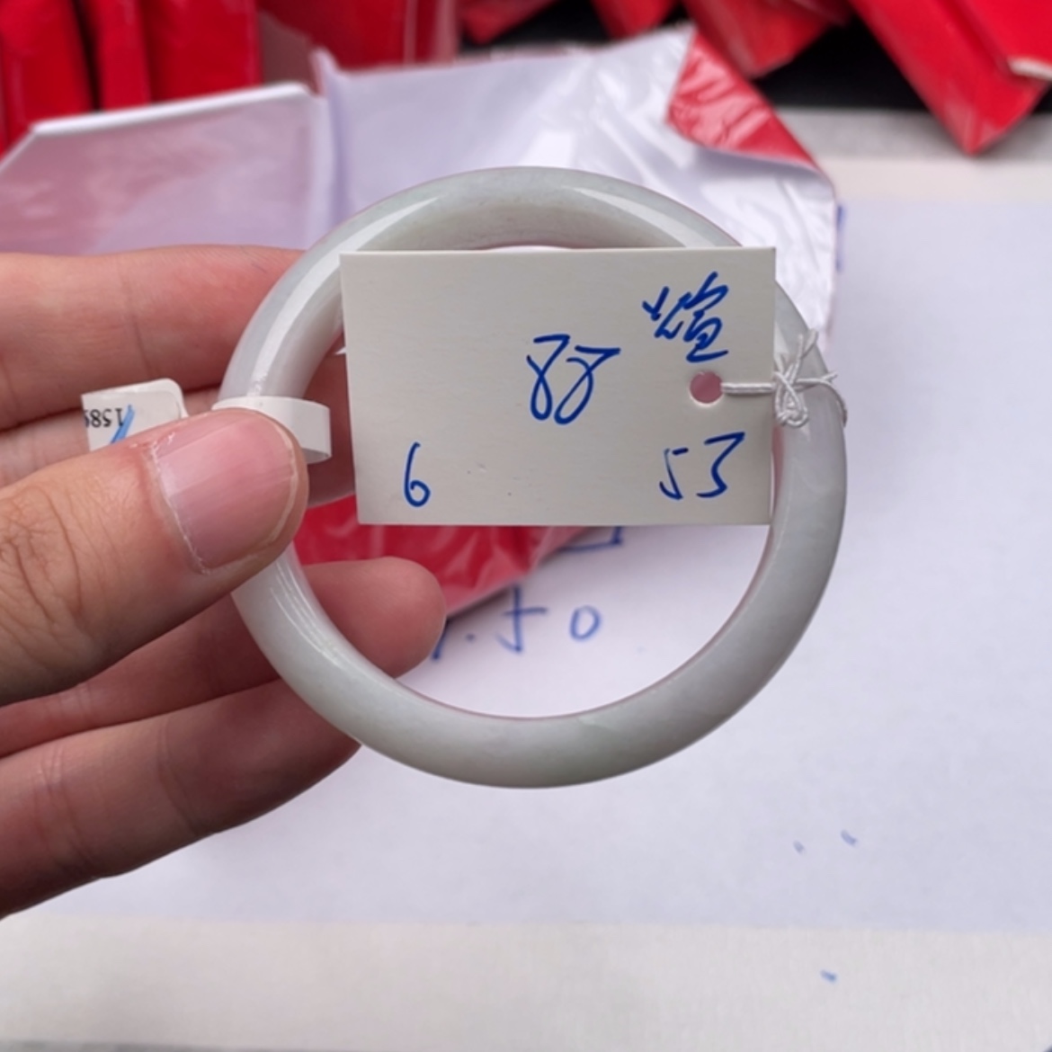【闪购商品】翡翠手镯未镶嵌煊*。