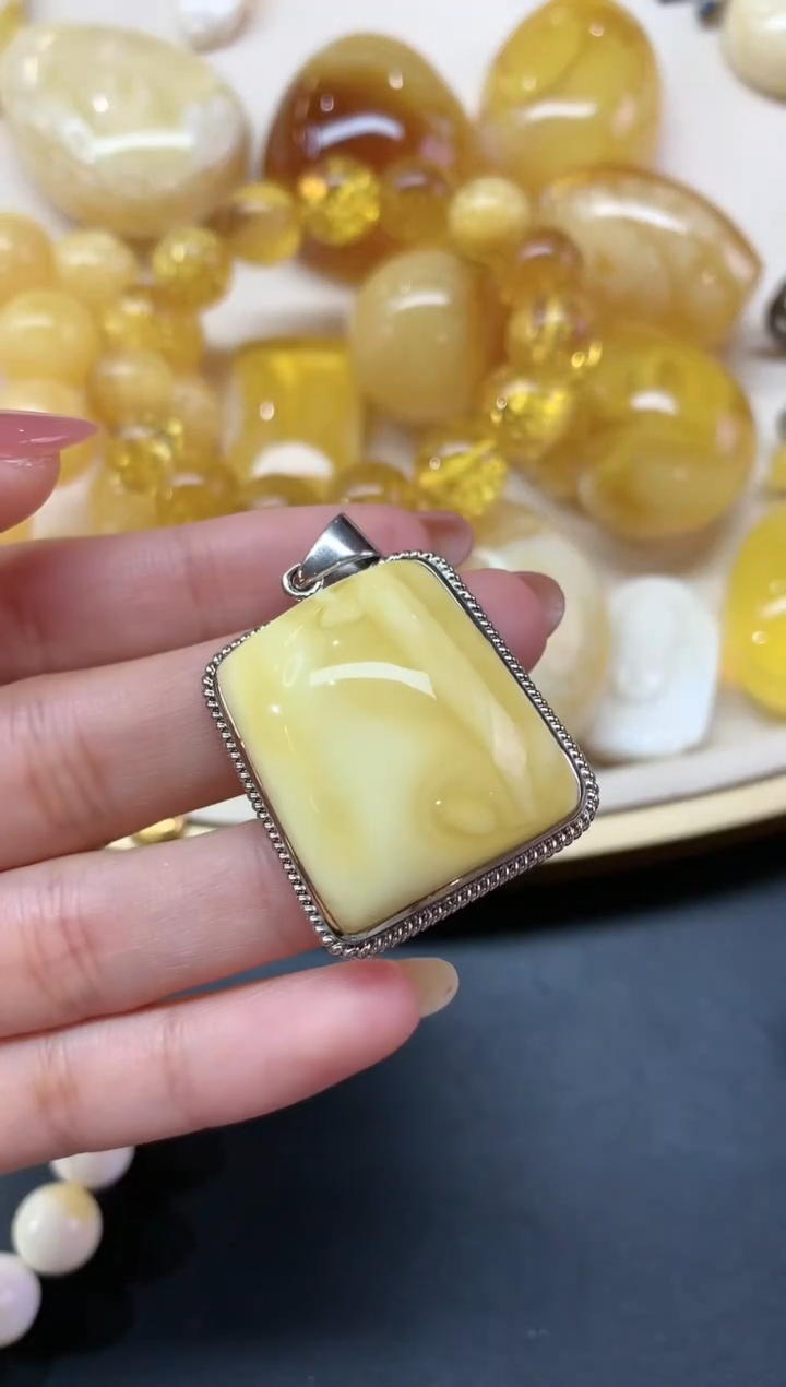 【闪购商品】蜜蜡裸石银S925镶嵌吊坠S203|880