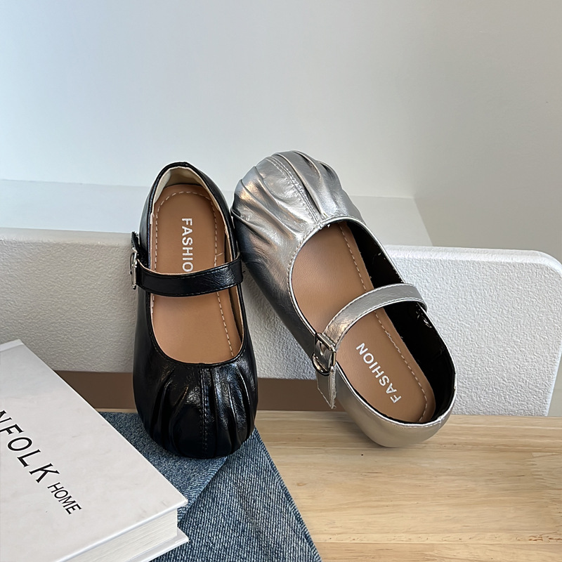 2024秋女童芭蕾舞鞋奶奶鞋时髦韩版潮款百搭小皮鞋公主鞋软面软底