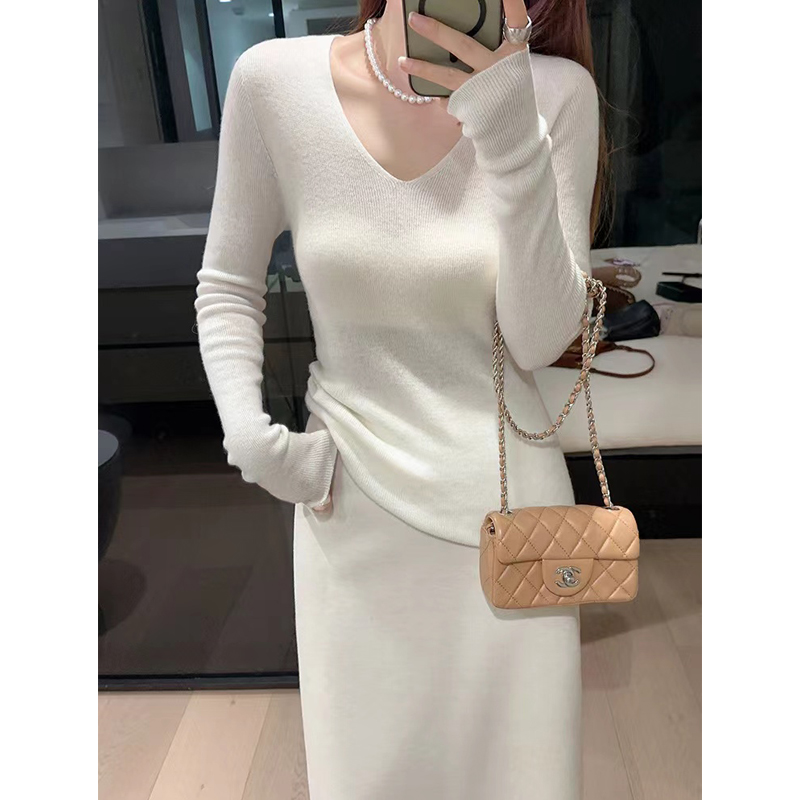 羊毛衫女长袖针织气质网红法式上衣百搭纯色时尚打底显瘦圆领毛衣