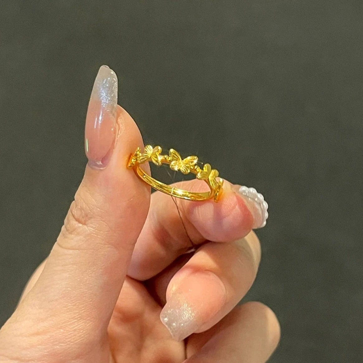 铜合金戒指 轻奢时尚不掉色五蝴蝶戒指女小众精致简约可调节戒指