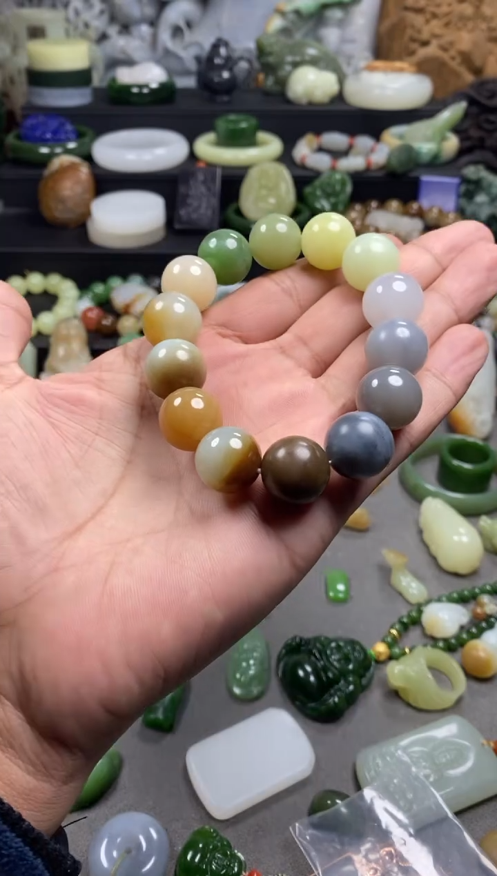 【闪购商品】和田玉手串未镶嵌卡16