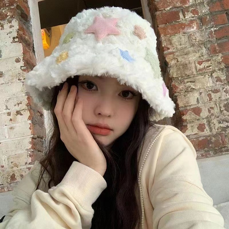 2023新款帽子女甜美减龄素颜毛绒星星渔夫帽秋冬保暖护耳百搭盆帽