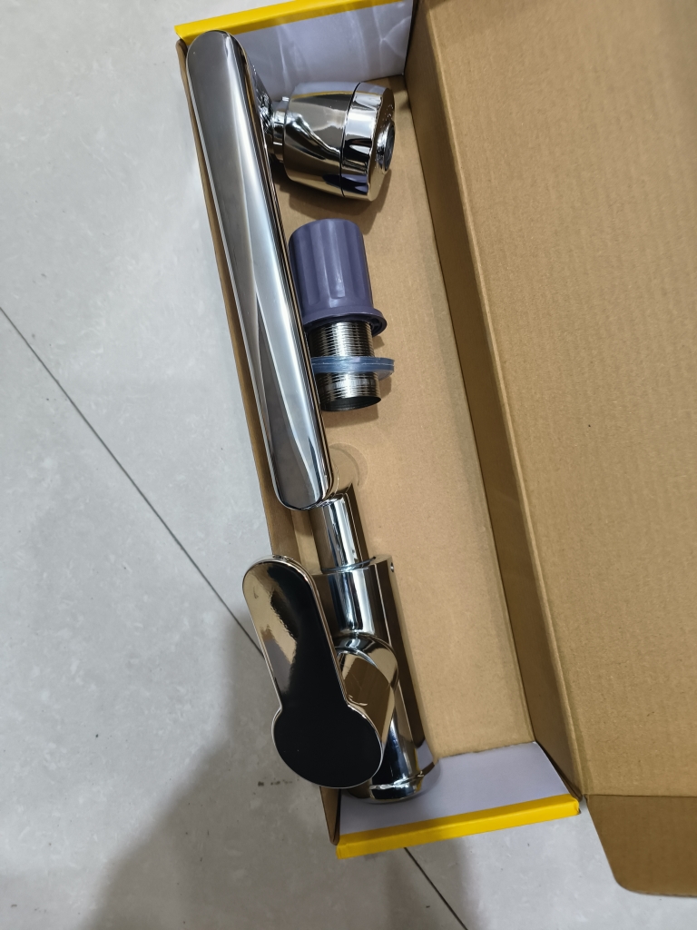 机械水龙头，冷热两用