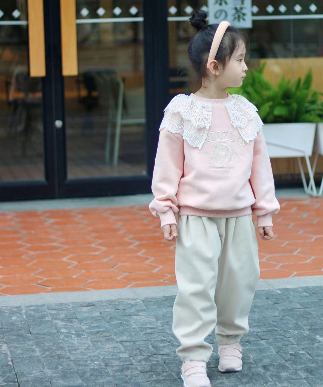 日系风格儿童休闲服饰舒适百搭童装