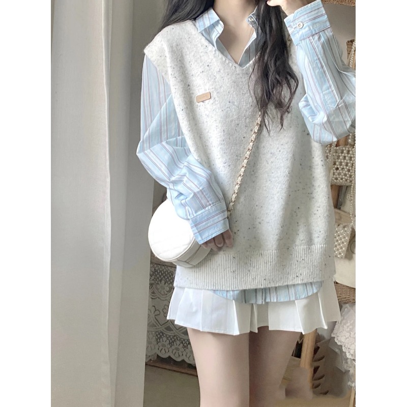 秋冬百搭新款叠穿外穿两件套马夹奶乖小个子穿搭针织短款马甲店铺
