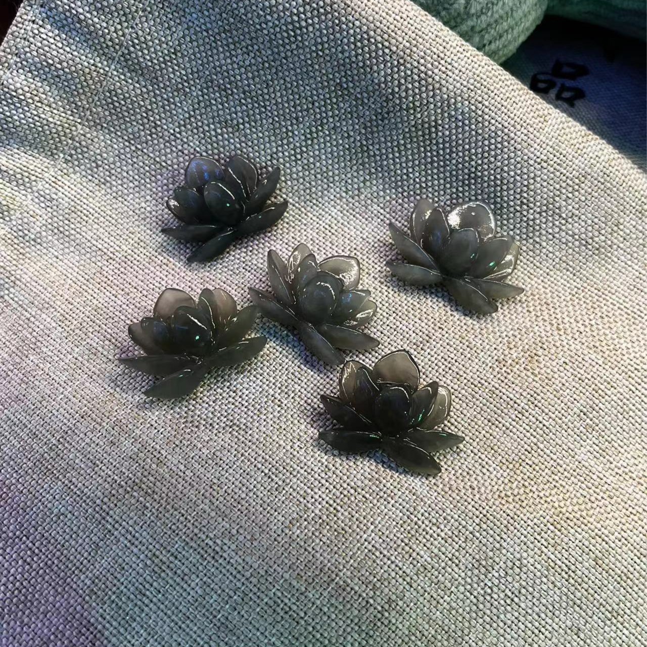 【冰晴之夏】荷花（一级灰冰岫玉）气质百搭项链多样性发货其中之一