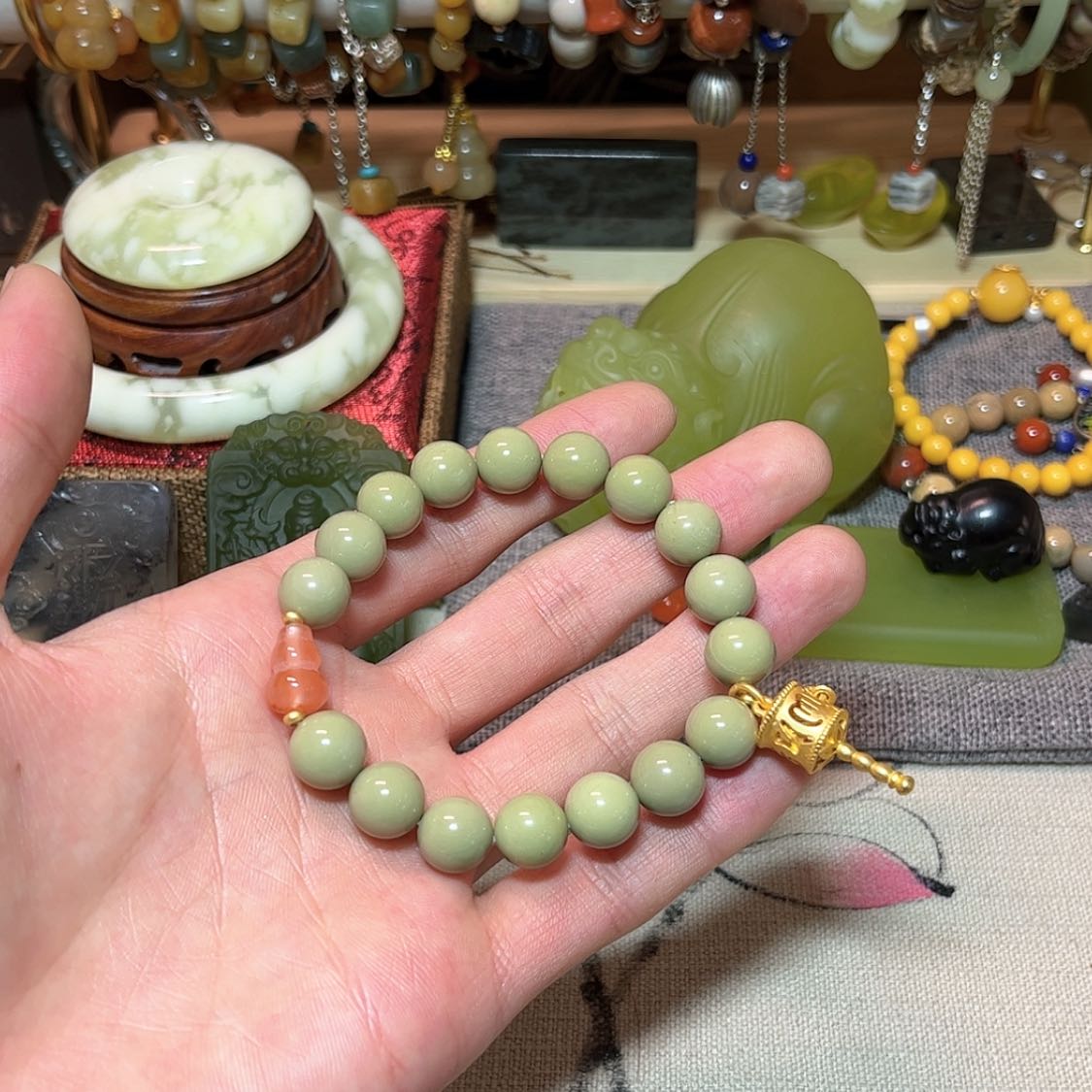 【闪购商品】石英质玉手链未镶嵌