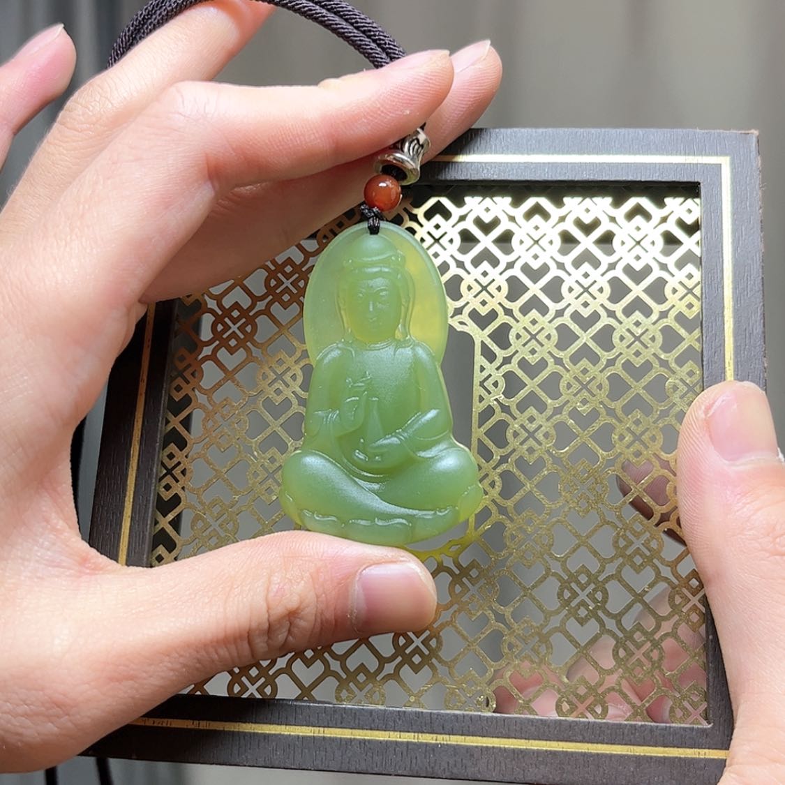 【闪购商品】岫玉颈饰未镶嵌