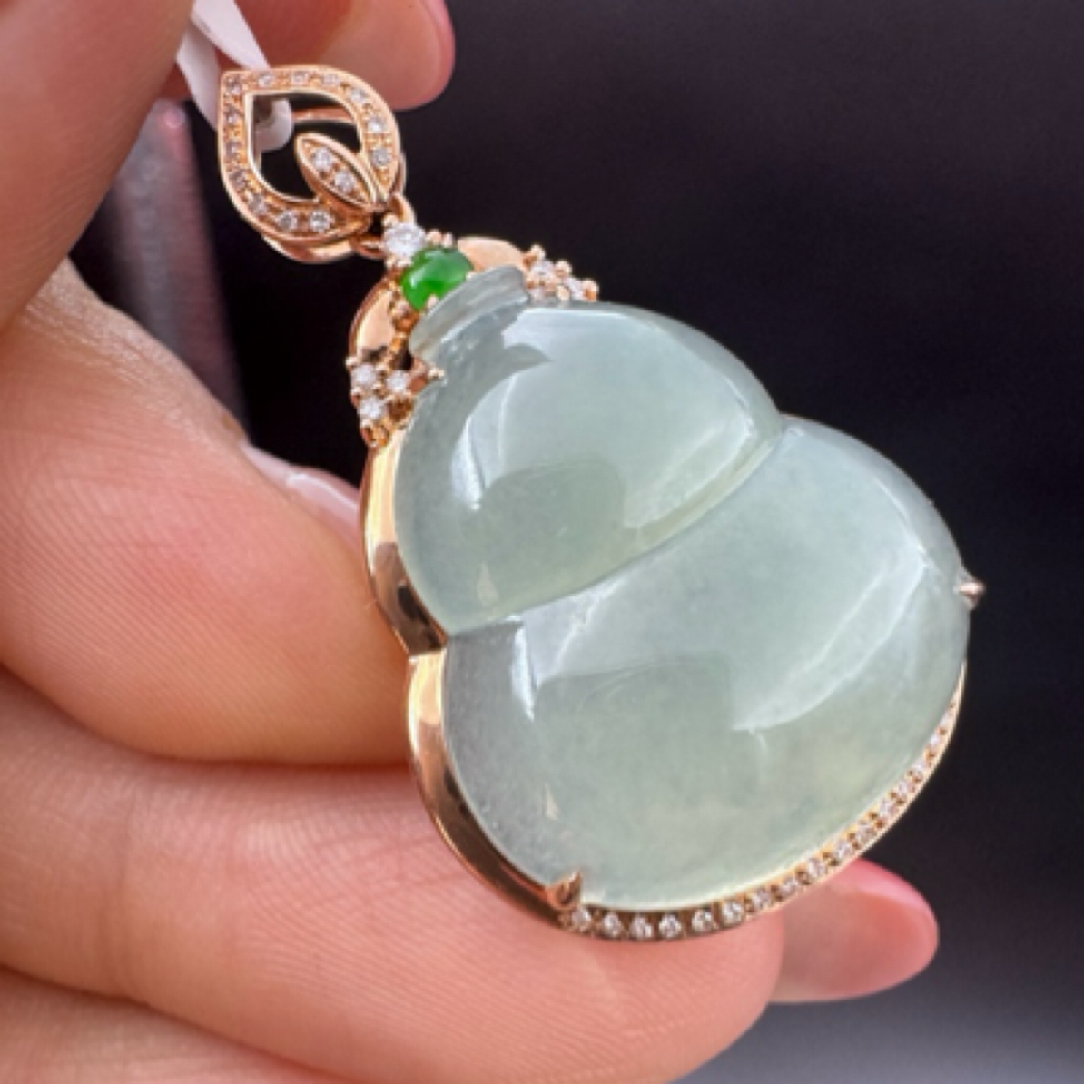 18K金镶嵌翡翠葫芦吊坠裸石21.6/整体35