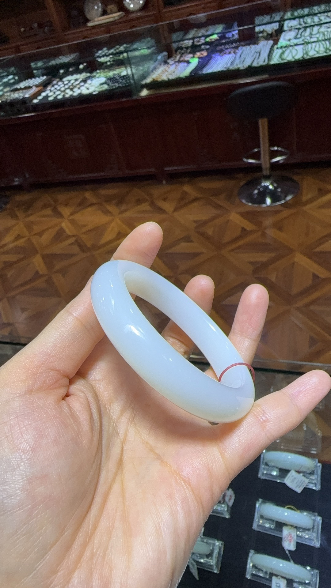 和田羊脂玉手镯时尚