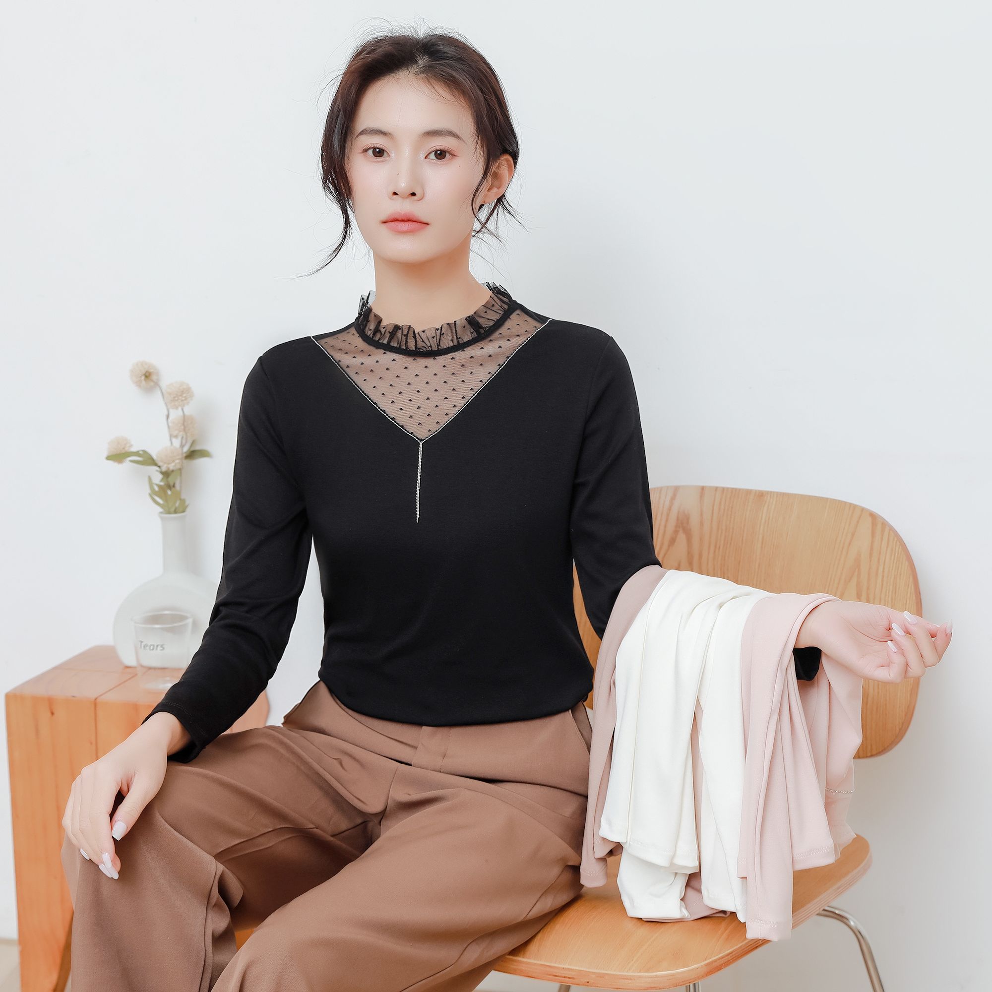 2025打底衫女士洋气时尚修身半高领蕾丝拼接上衣修身百搭长袖薄