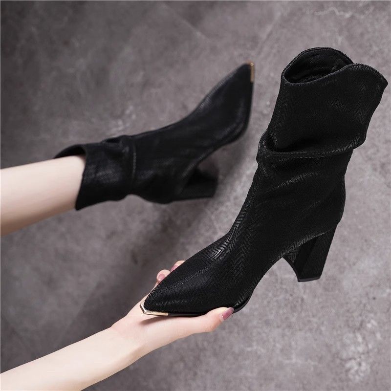 法式气质粗跟堆堆靴女2024秋冬季金属尖头高跟短靴新款时装中筒靴