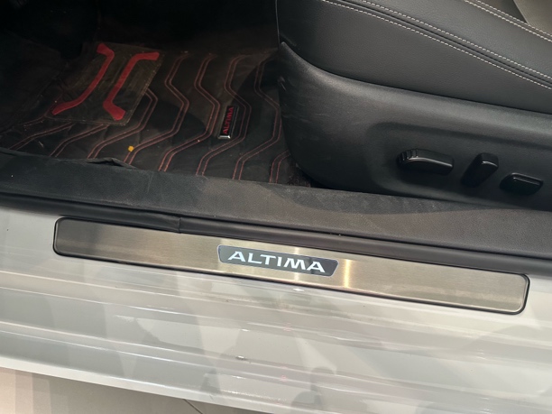 新天籁迎宾踏板新天籁暗夜版迎宾踏板天籁迎宾踏板升级