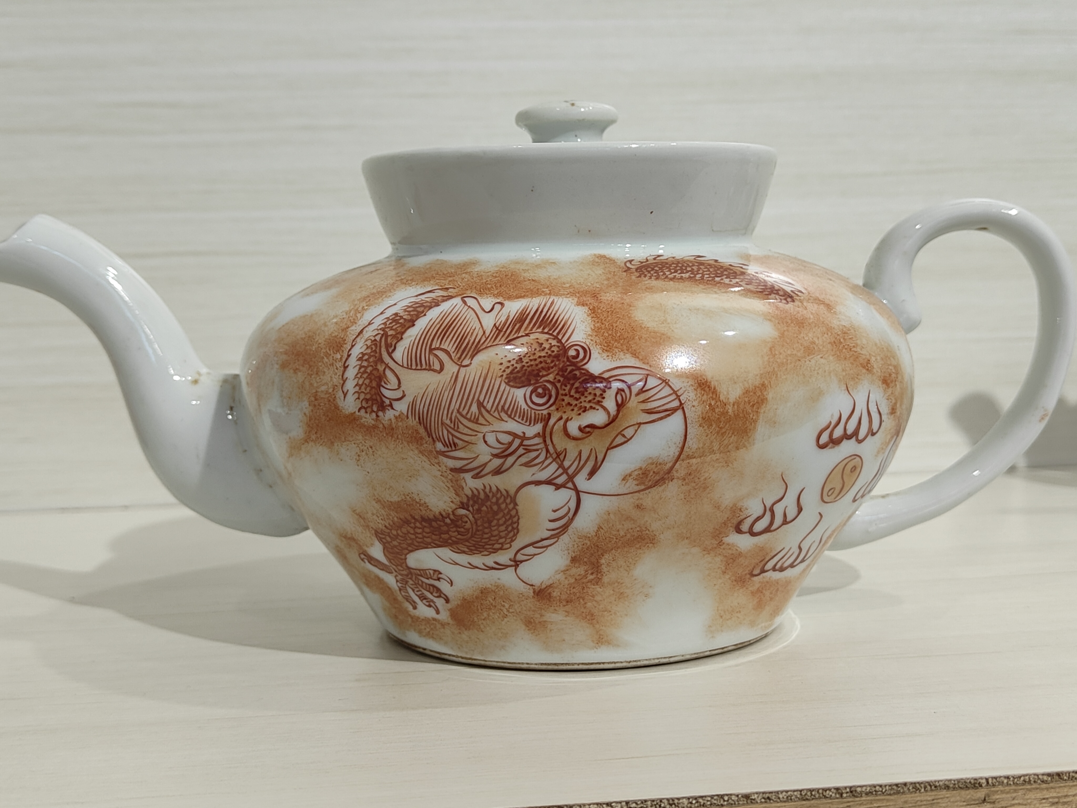 精品茶壶一个手绘画片