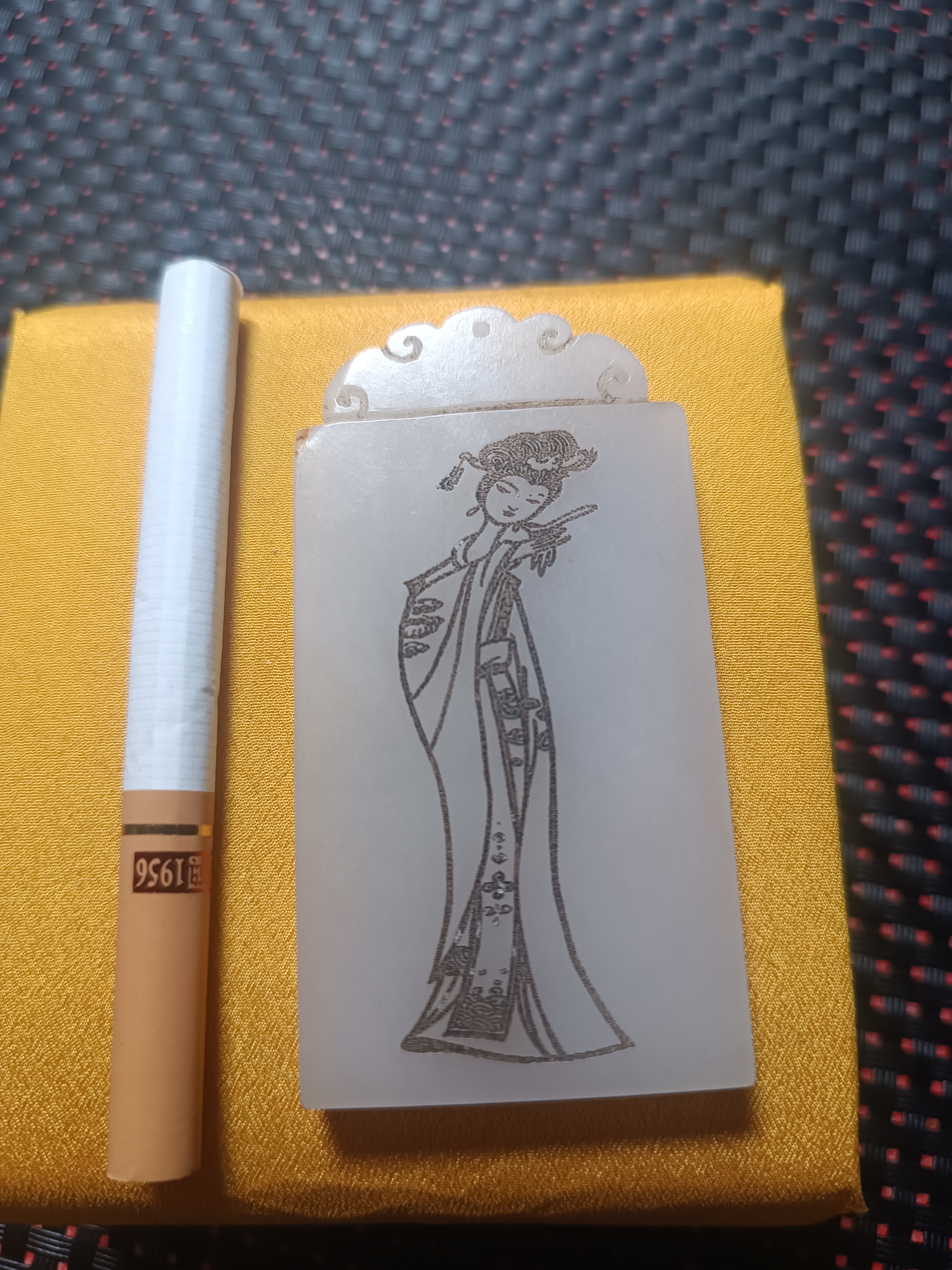 精品和田玉国色天香