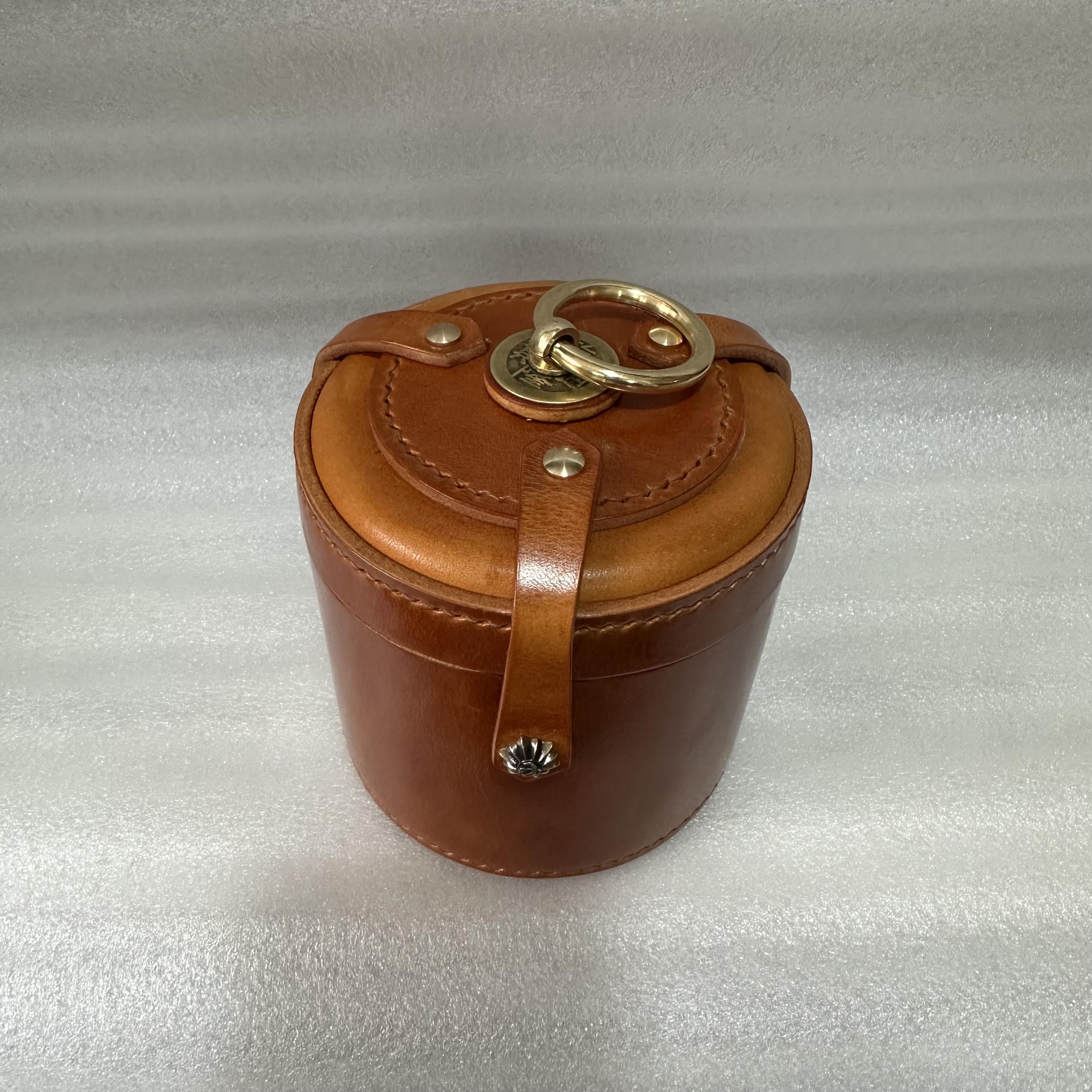 提环款收纳皮罐厚料牛皮手工制作高12.5厘米直径11厘米