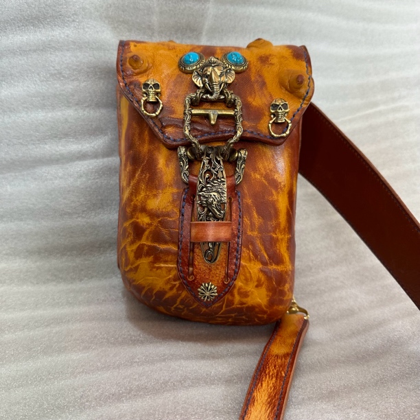 厚料牛皮手工制作(牛蛋蛋皮料)经典收藏耐用，每一个纹理都不一样