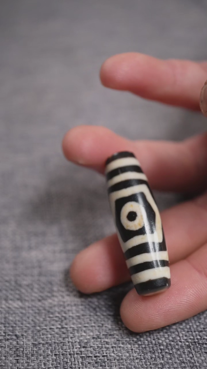 【闪购商品】玛瑙/玉髓颈饰未镶嵌三眼