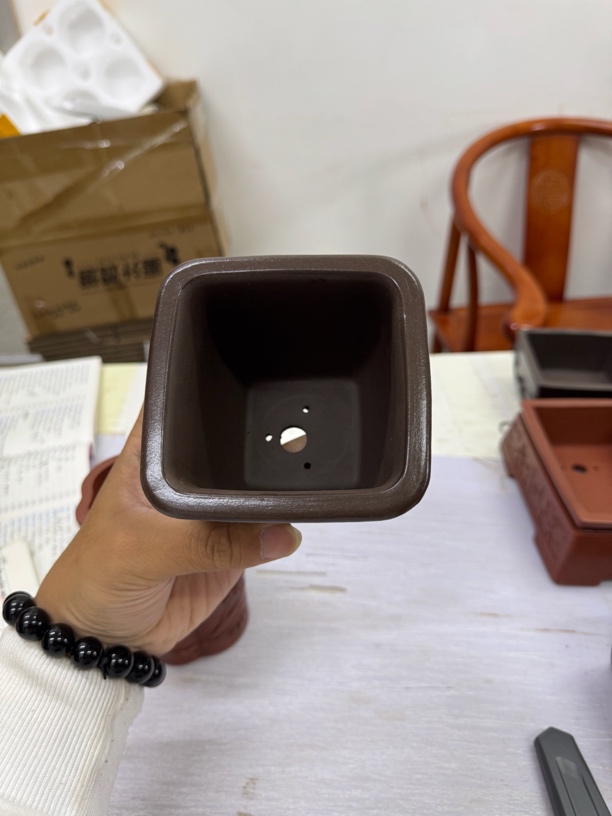 宜兴紫砂紫泥花盆四方光器素盆四角底撑8x8的尺寸（有小毛病正常）