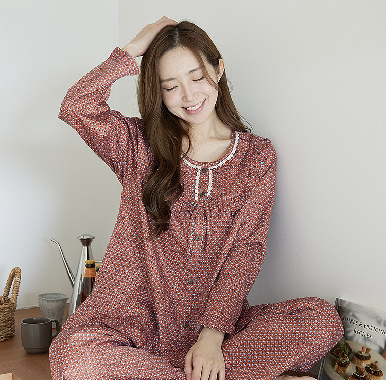 延吉成宝【韩国睡衣】Ca家～女色套装红色棉长袖甜美可爱本命年