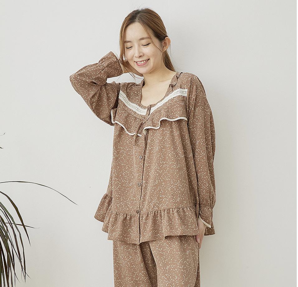 延吉成宝【韩国睡衣】Ca家～哑光丝睡衣华丽碎花薄款舒适蕾丝长袖