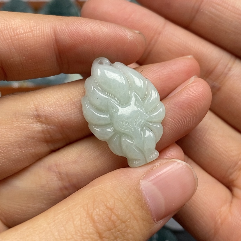 【闪购商品】翡翠颈饰未镶嵌