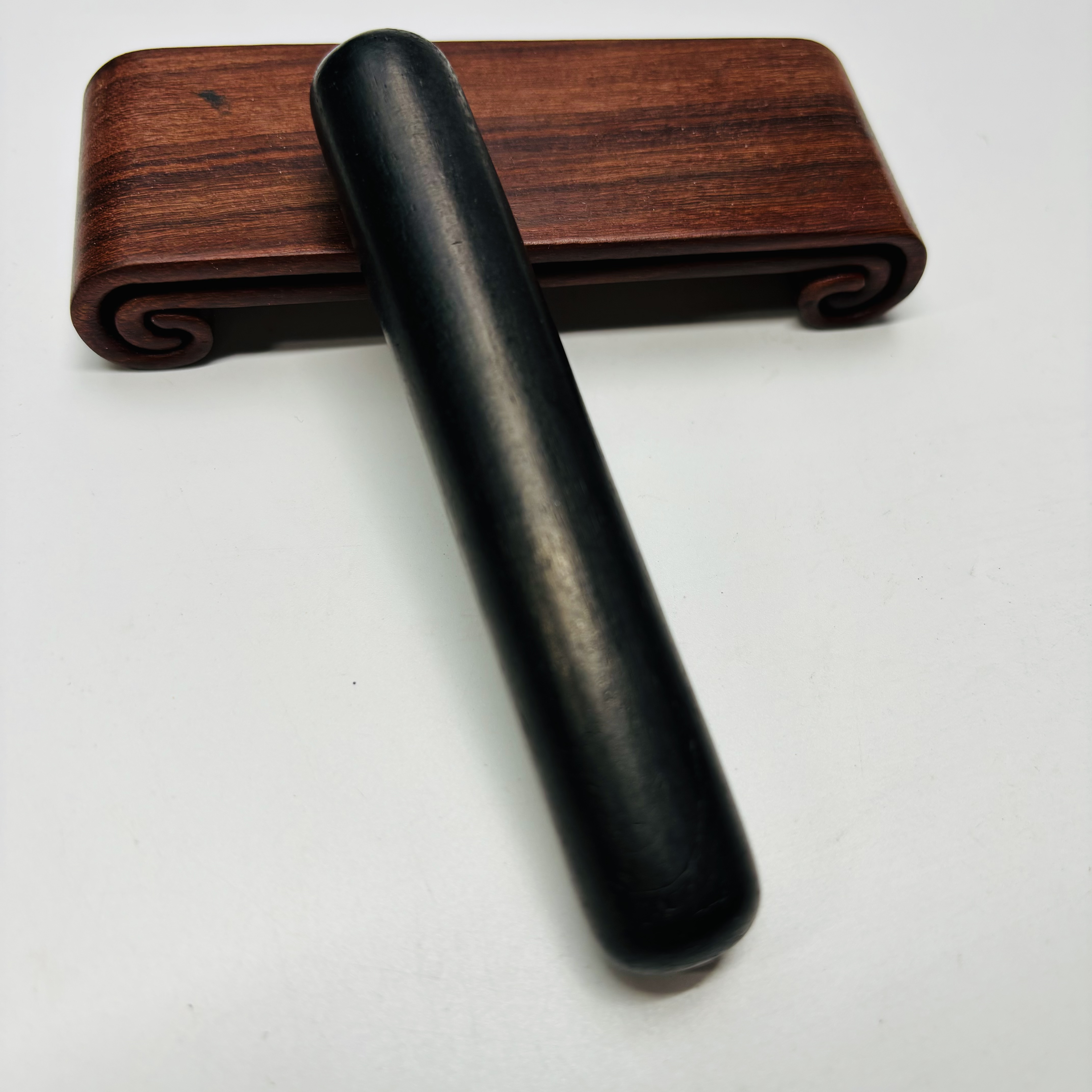 微瑕2两元果 1锭 半松半油墨块无盒子