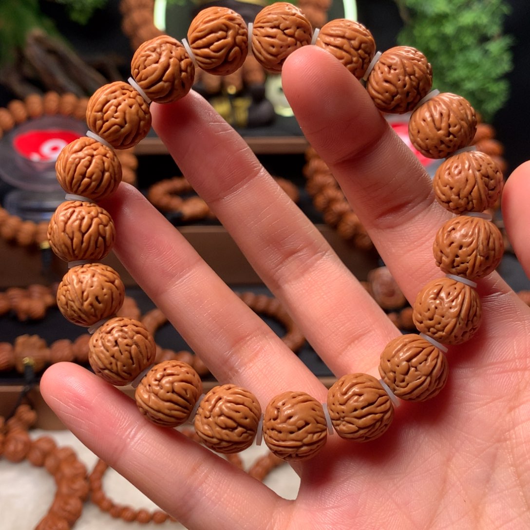 桃核吊坠龙纹桃核