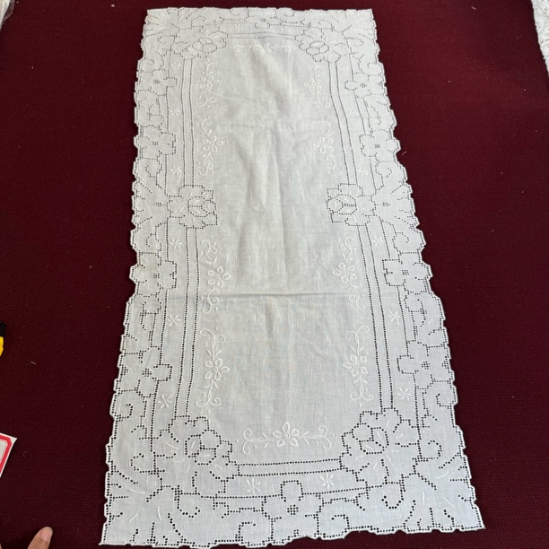 亚麻手工扎目抽纱桌旗