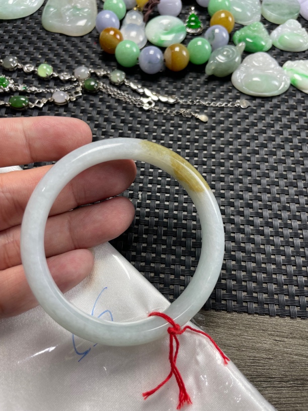 翡翠手镯 黄翡手镯 种水细腻 内径57mm