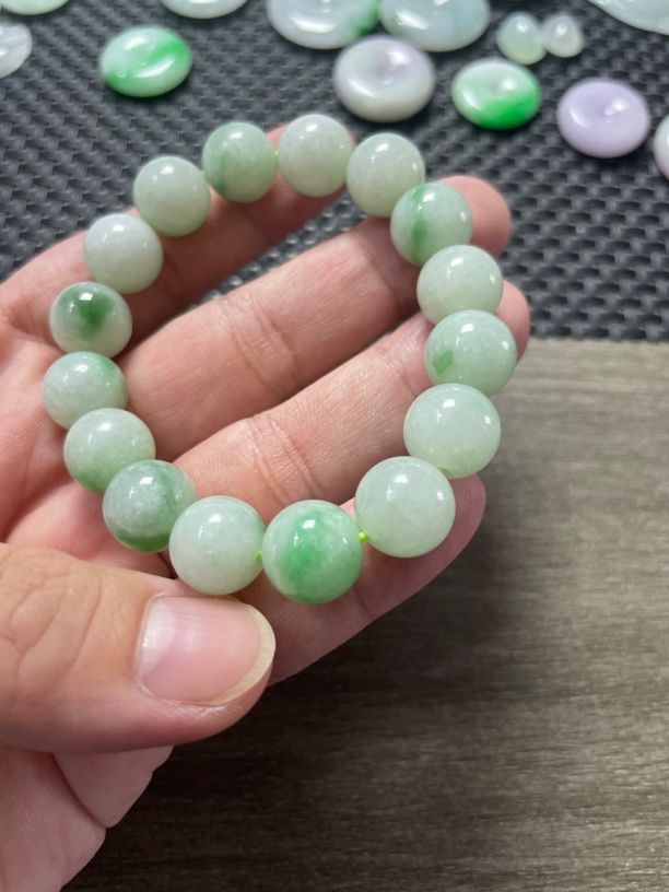 飘花翡翠手串 绿花珠串 12mm 多样性发货