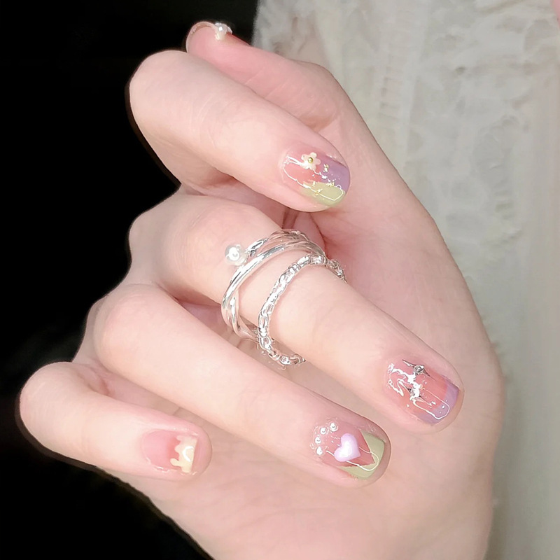 穿戴甲批发小红书爆款美甲成品短款紫色法式爱心指甲贴片辣妹甲片