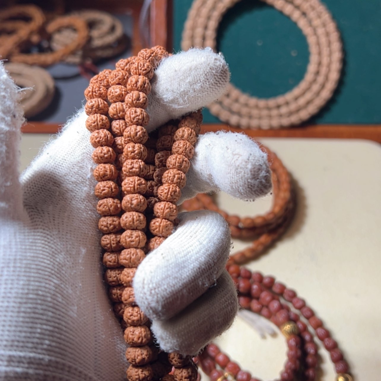 【闪购商品】柏香籽/百香籽吊坠夏****吖