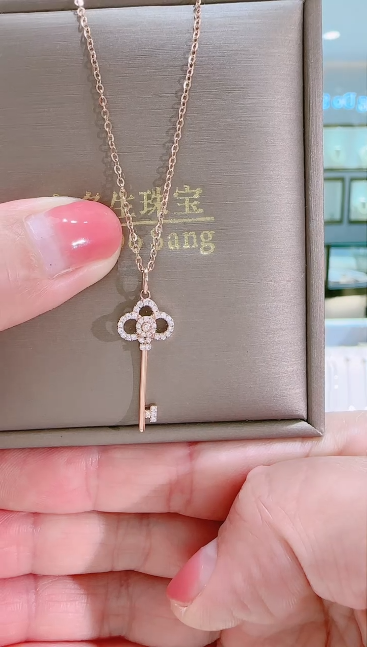 【闪购商品】合成立方氧化锆吊坠(赠链)18K金镶嵌18K金套链