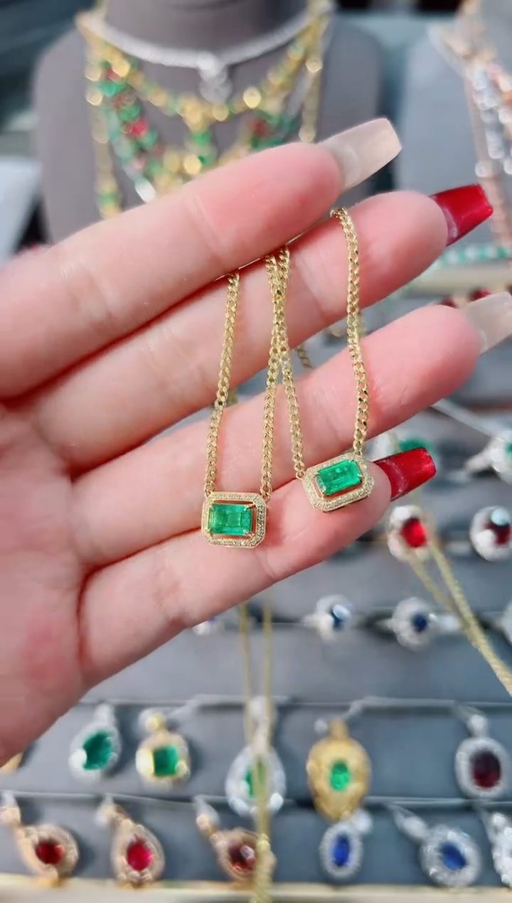 【闪购商品】祖母绿锁骨链18K金镶嵌·多样性发其一