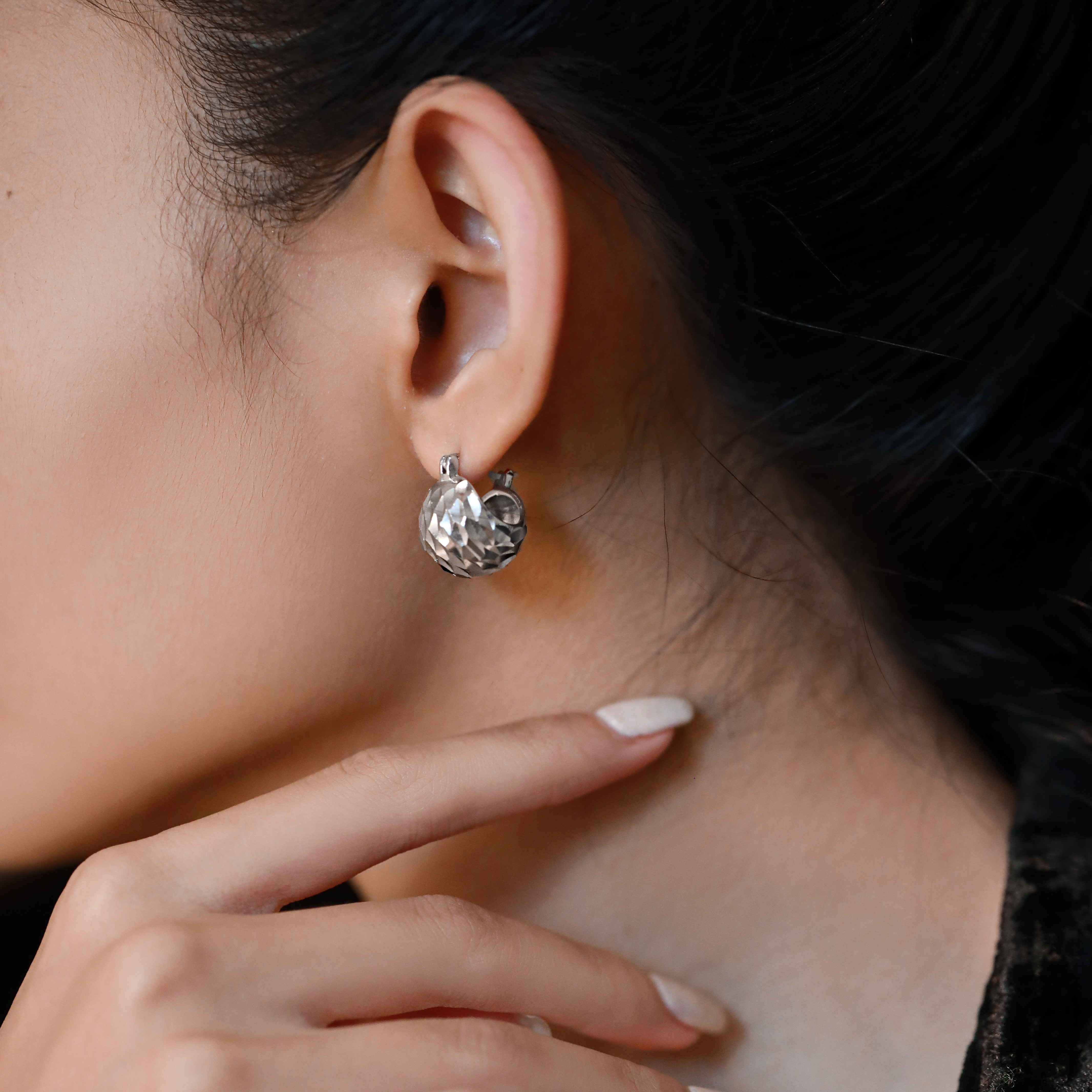 925银耳饰 E19708<蹦迪珠>车花工艺切面圆球灯泡耳扣极简蹦迪耳环