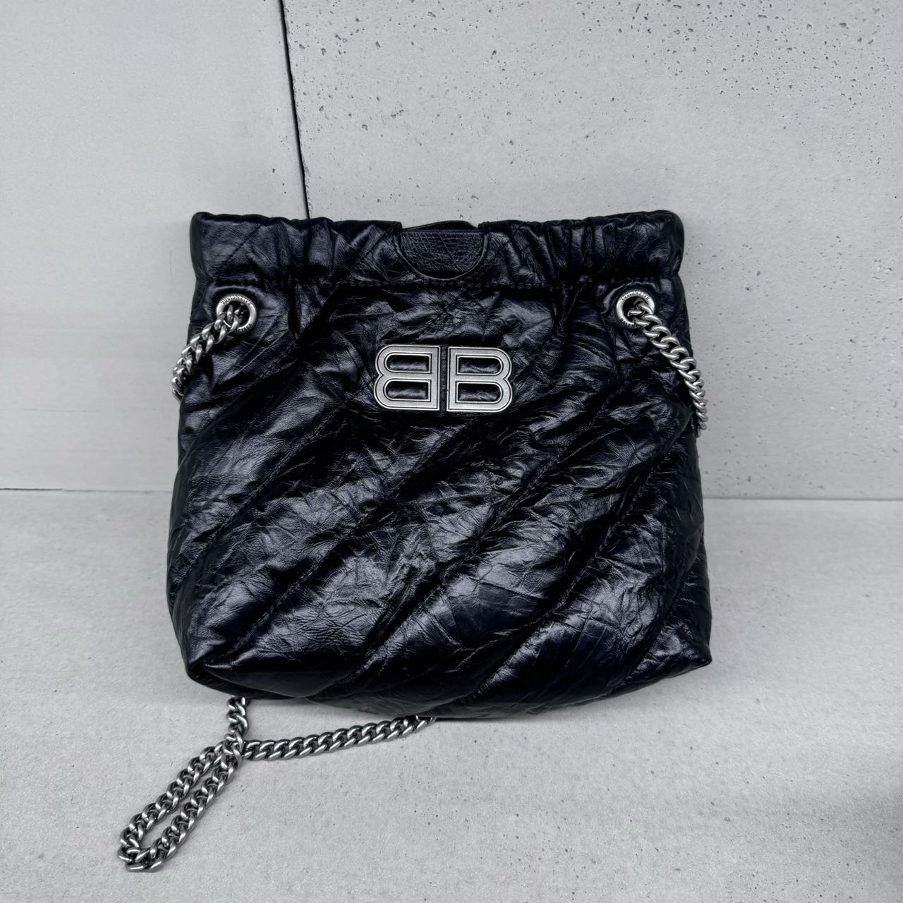 全新未使用 Balenciaga/巴黎世家 Crush Tote垃圾袋黑色链条包 