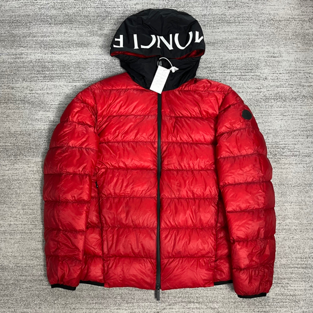 MONCLER/蒙口/99新/黑红黑标帽子logo羽绒服/3码