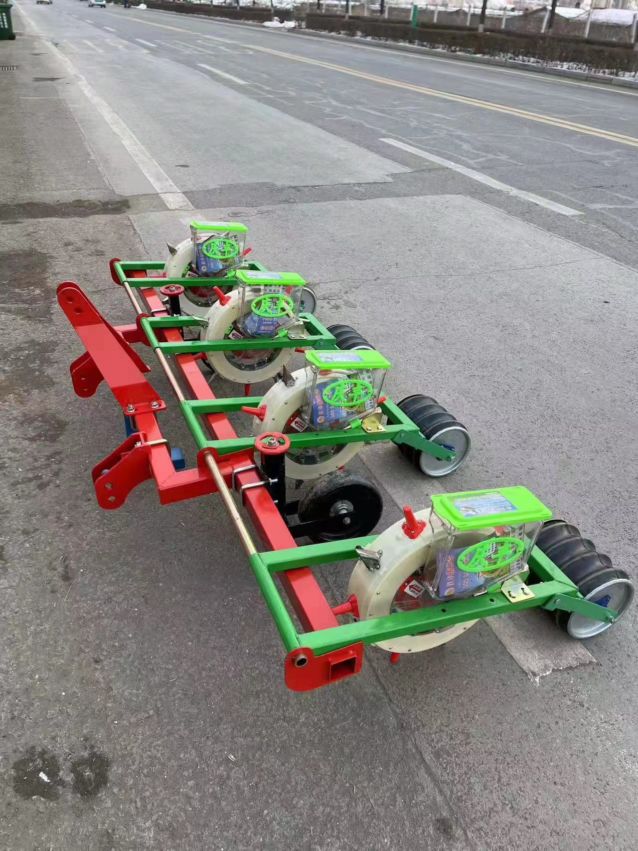 车带四行智能指夹 单播籽播种机