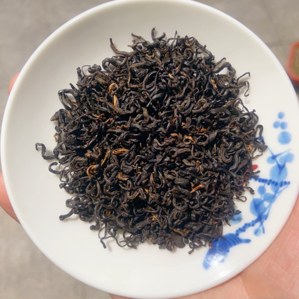 芈兰     原产地  祁门红茶 祁红香螺红罐 100克装小种