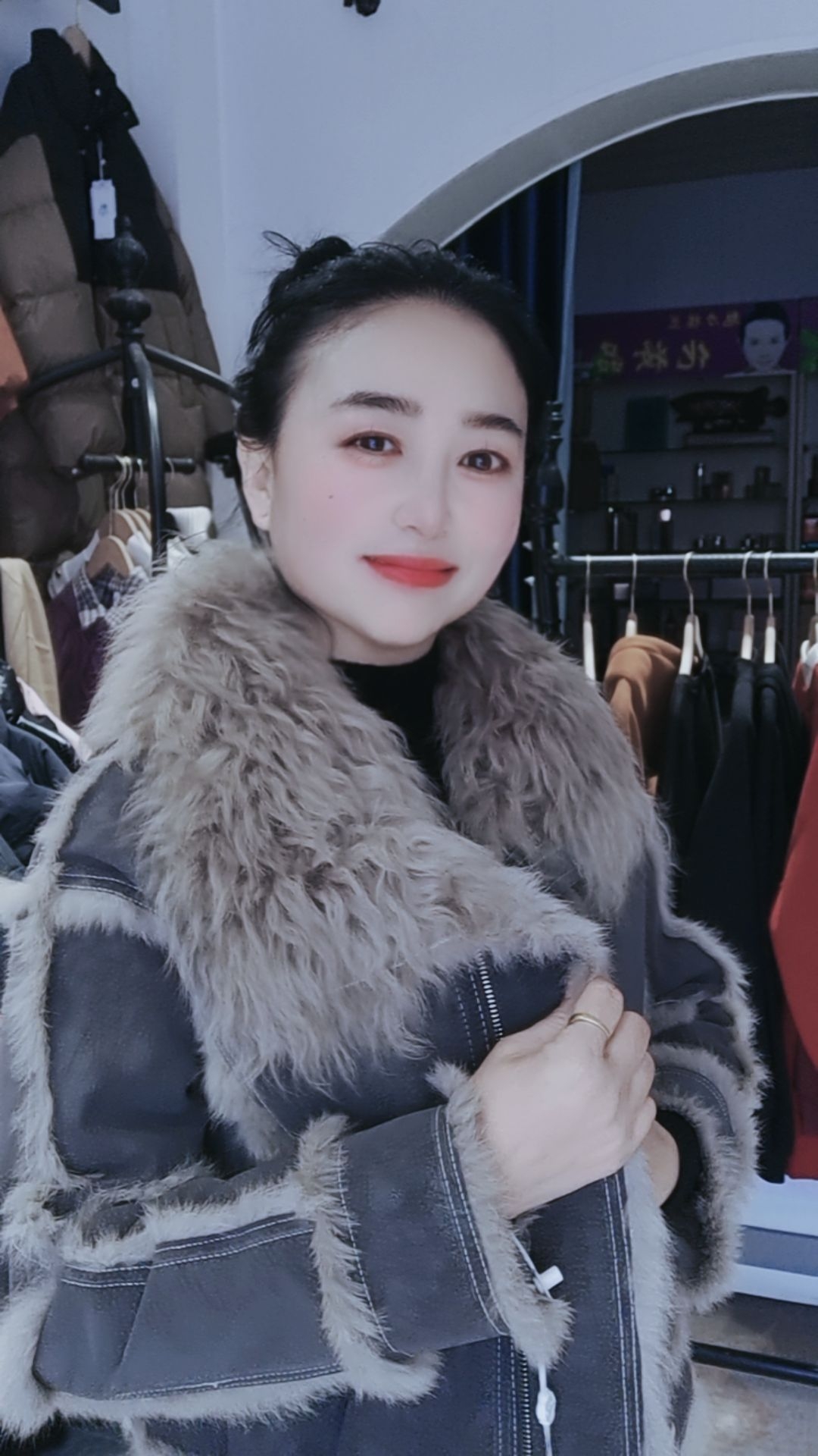 孤品女冬季2023新款时尚保暖加厚小个子外套