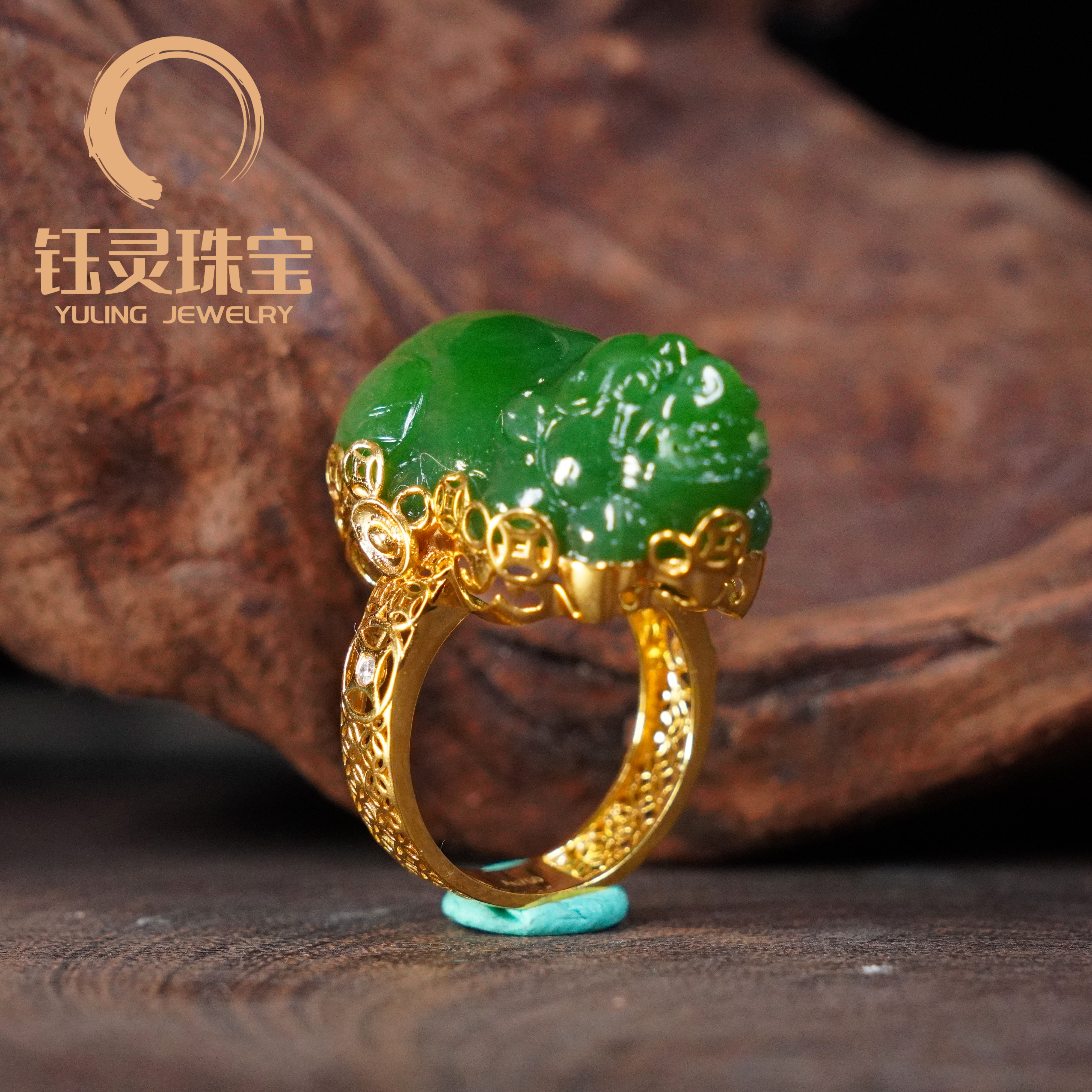 【钰灵珠宝】典藏级设计款和田玉满绿貔貅戒指 18k金镶嵌 国潮气质