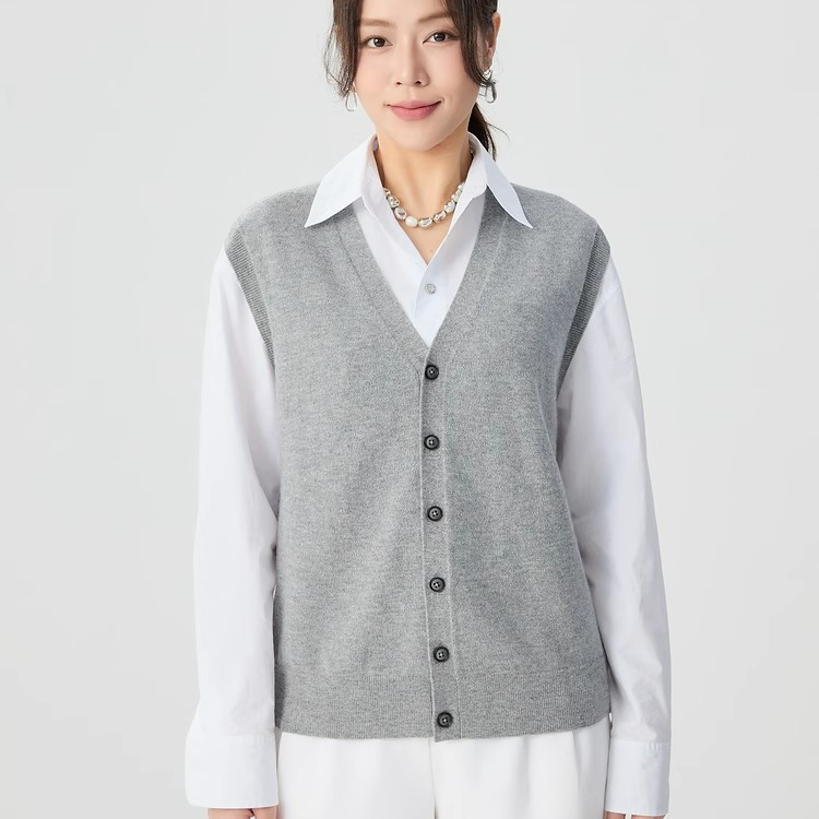 AMASS/阿玛施简约慵懒随性显瘦宽松V领针织马甲开衫5499269