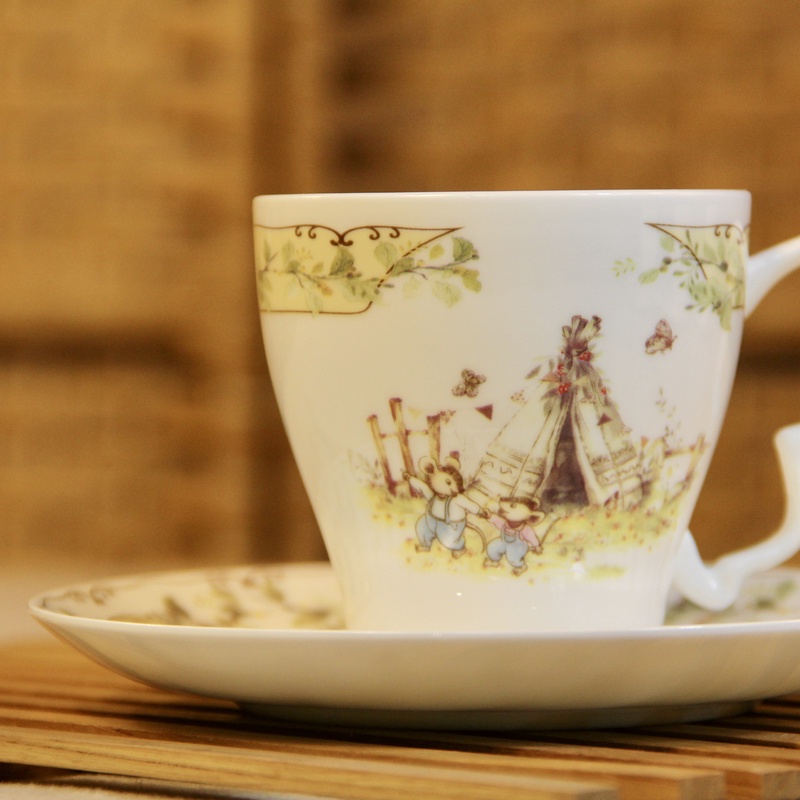 【闪购商品】 T116四季秋天系列JOHN DALTON搬家鼠骨瓷咖啡杯2111