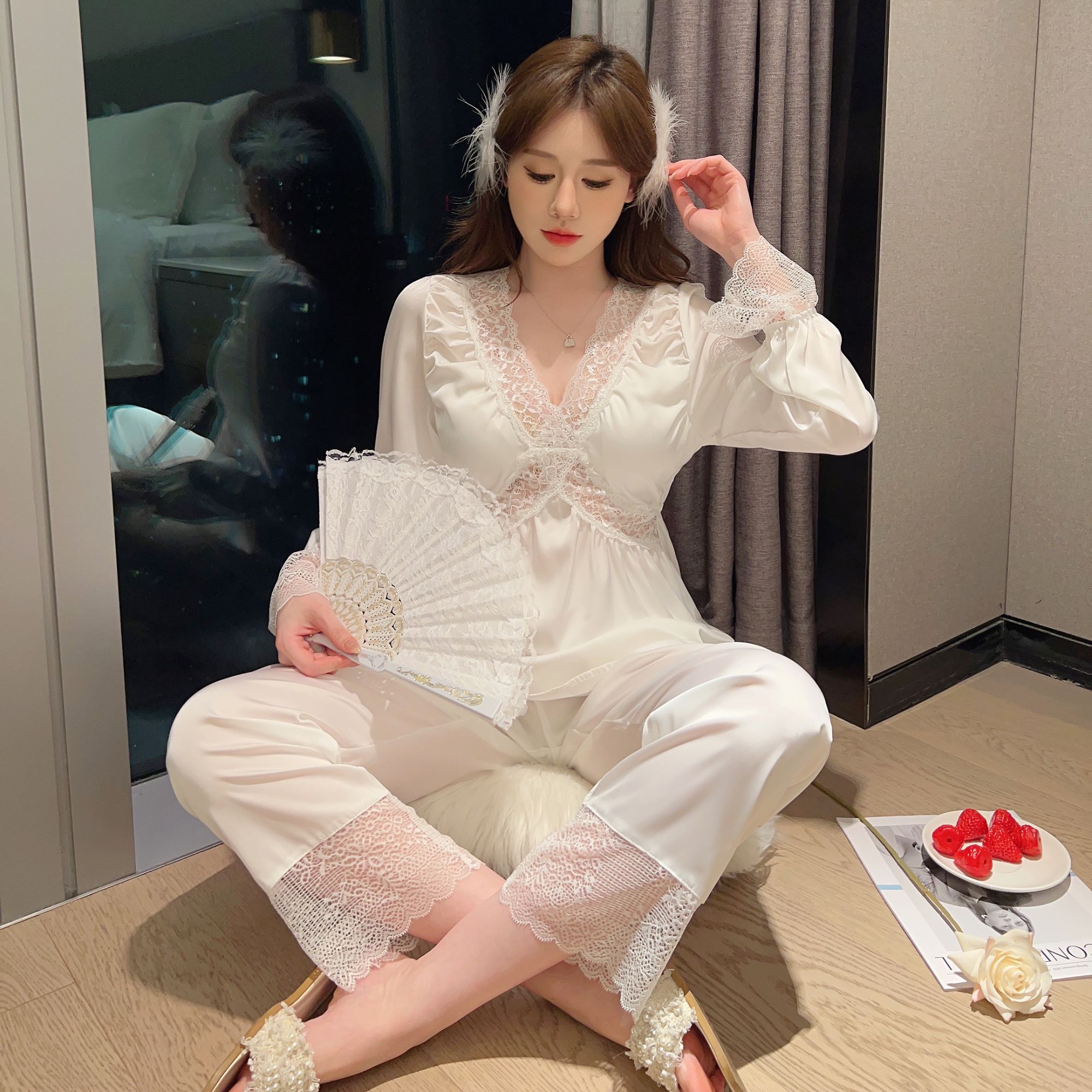 睡衣女春秋冰丝长袖性感蕾丝白色薄款纯欲短袖带胸垫夏季家居服